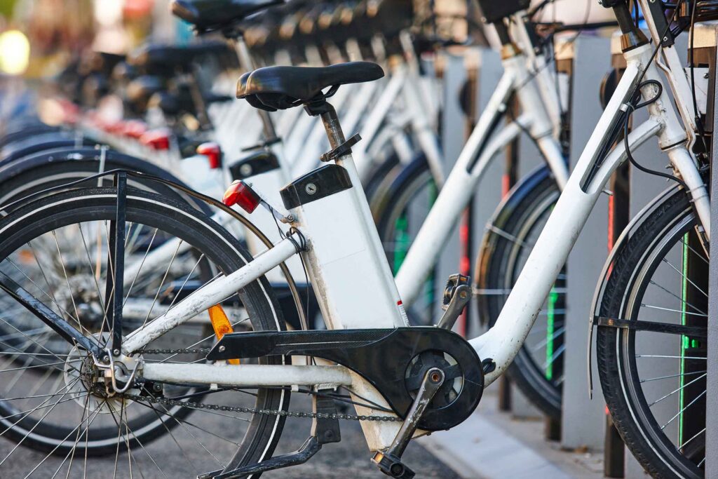 Charging urban electric battery bikes in the city